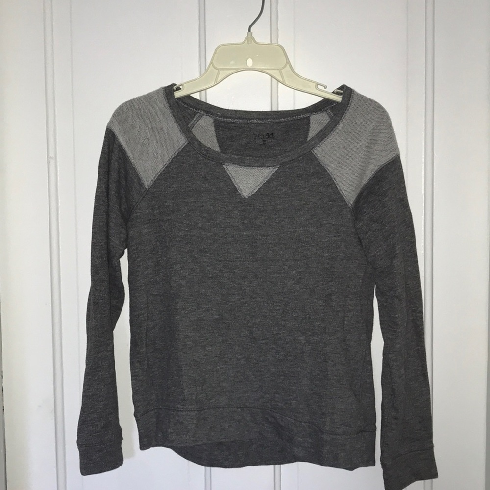 Mudd sweatshirt/sweater